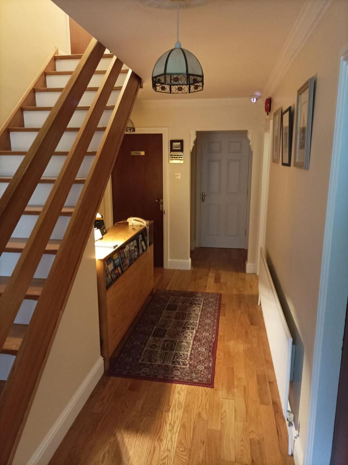 Mountain View Guesthouse Oughterard Exterior photo
