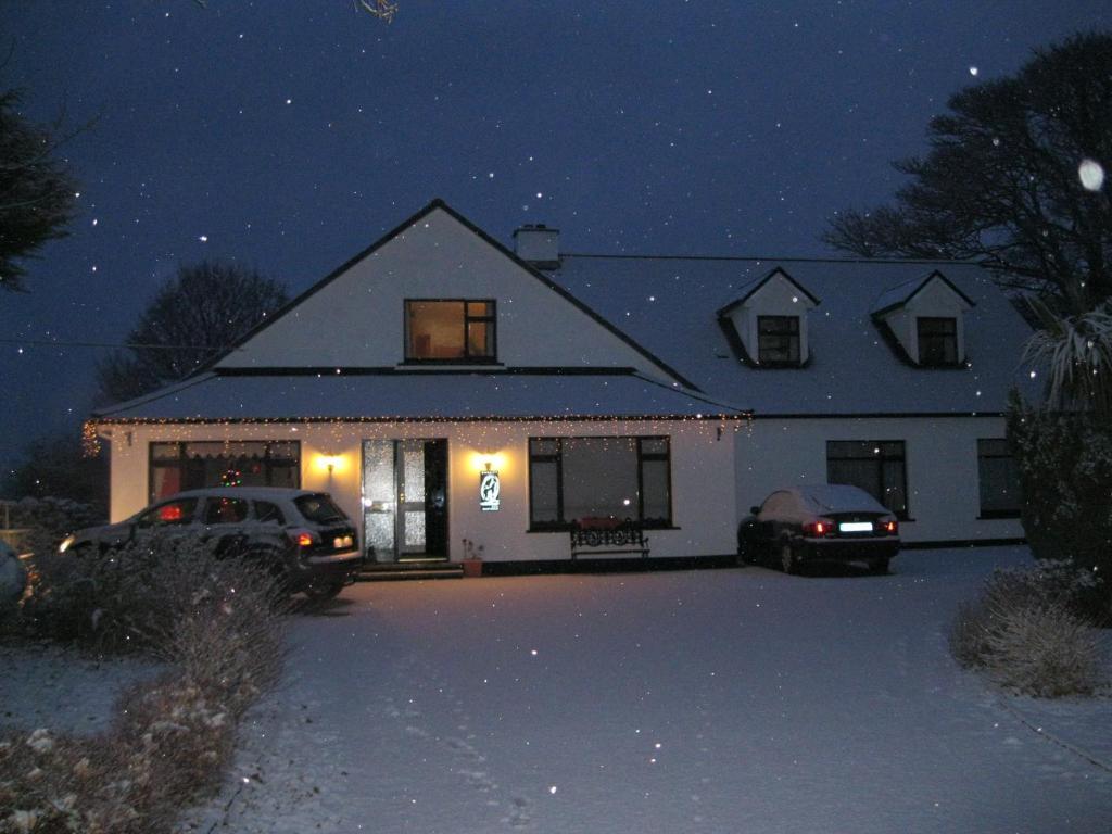 Mountain View Guesthouse Oughterard Exterior photo